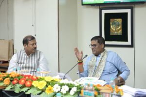 सहकारिता मंत्री ने नाबार्ड के बिहार क्षेत्रीय कार्यालय का किया दौरा, CGM ने नाबार्ड की पहल की जानकारी दी