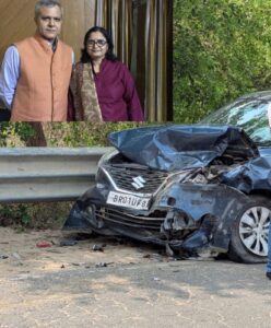 पटना हाईकोर्ट के सीनियर एडवोकेट सर्वदेव सिंह की कार एक्सीडेंट, परिवार सहित बाल-बाल बचे