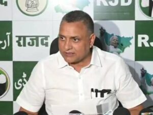 सांसद सुधाकर सिंह ने कहा- टेंडर मामले में बड़ी मछलियों को बचाने की साजिश