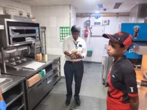 KFC, Barbeque Nation &  PIZZA HUT पटना में स्वच्छता की कमियां, 14 दिन में सुधरने का अल्टीमेटम